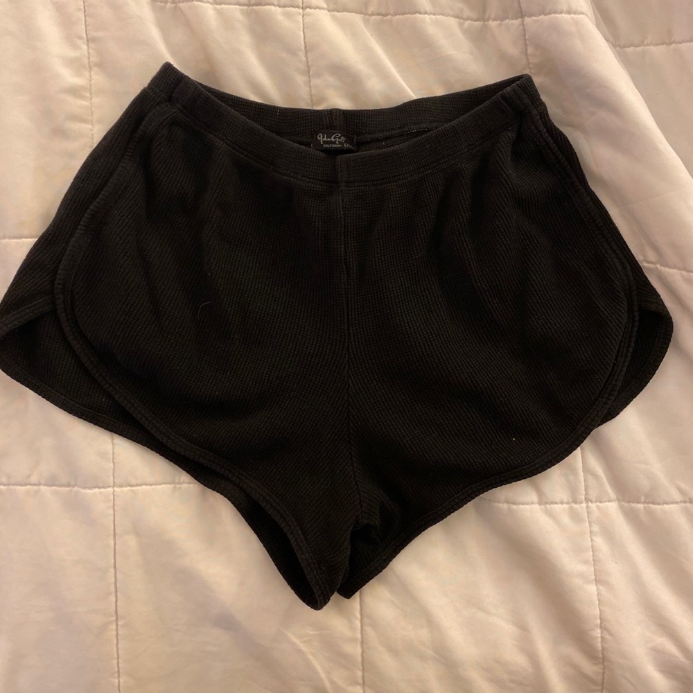 BRANDY MELVILLE WAFFLE SHORTS